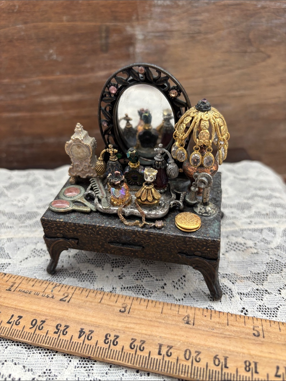 Vintage-Sweet Romance Miniature Vanity Jewelry Box - Bronze and Gold